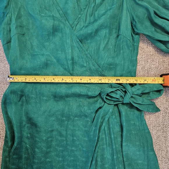 FRNCH Paris  Emerald Green Wrap  Dress Small EUC - Picture 14 of 16